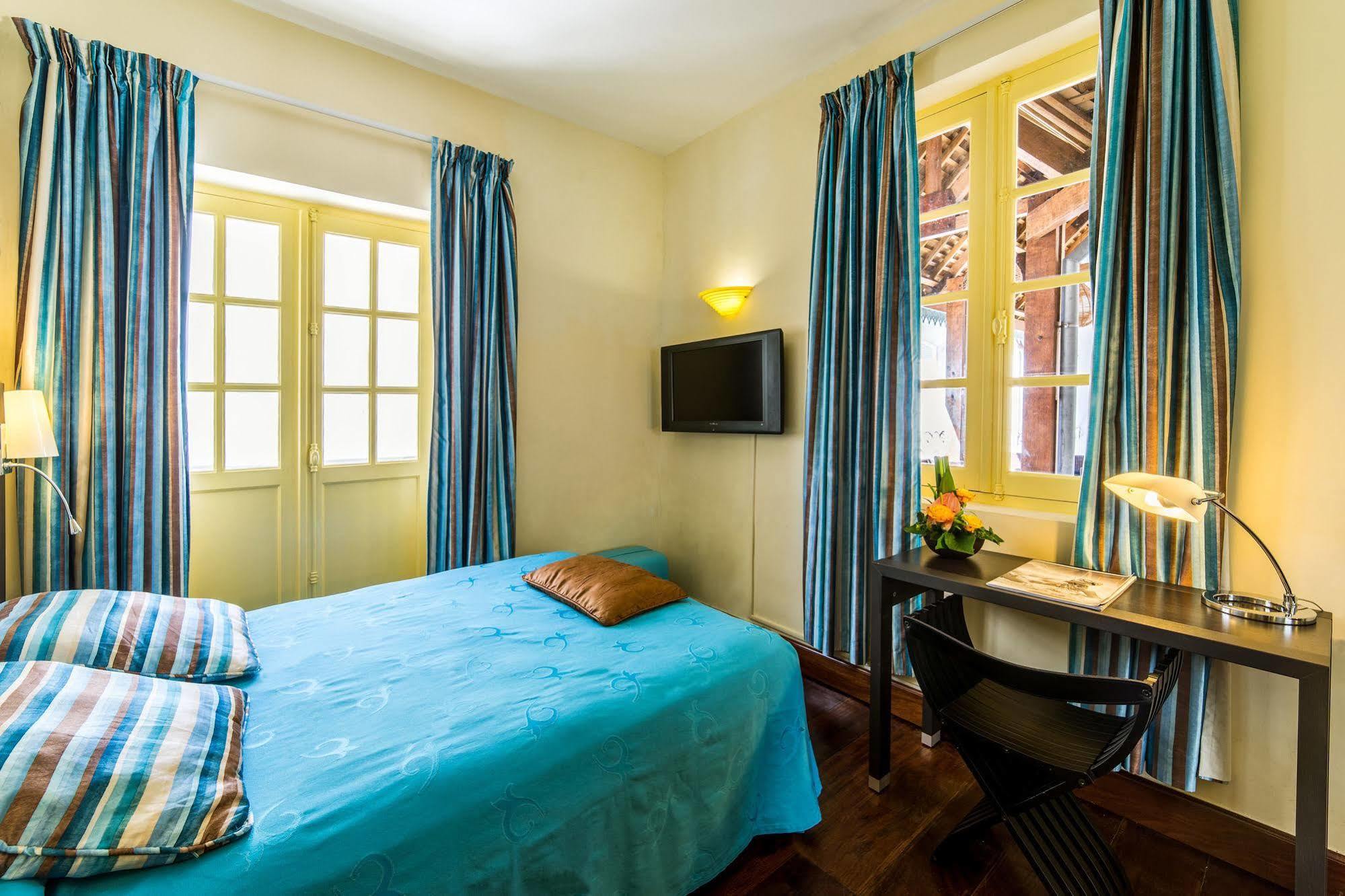 Le Juliette Dodu- Le Charme D'Un Monument Historique Hotel แซงต์-เดอนี ภายนอก รูปภาพ