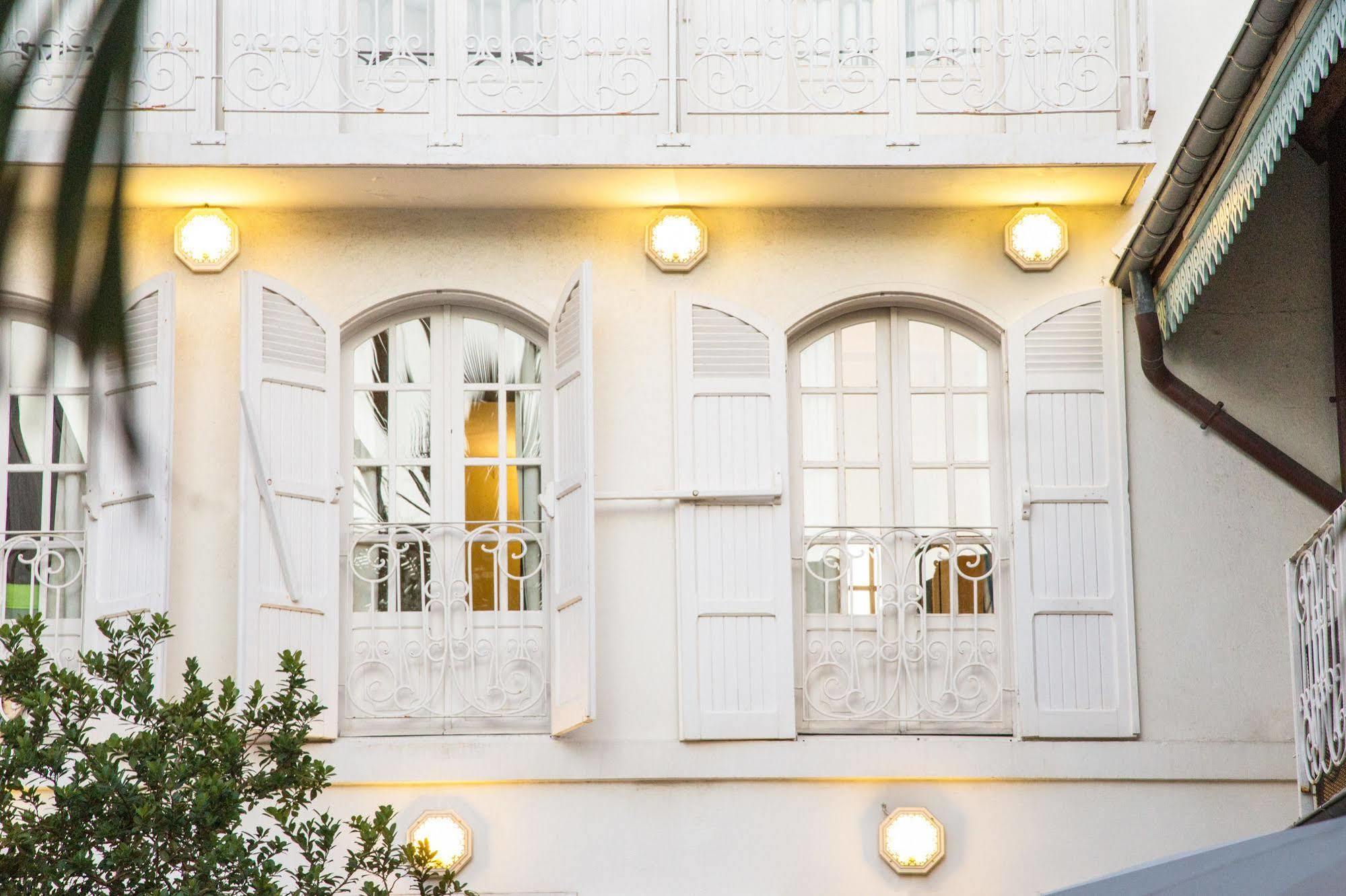 Le Juliette Dodu- Le Charme D'Un Monument Historique Hotel แซงต์-เดอนี ภายนอก รูปภาพ